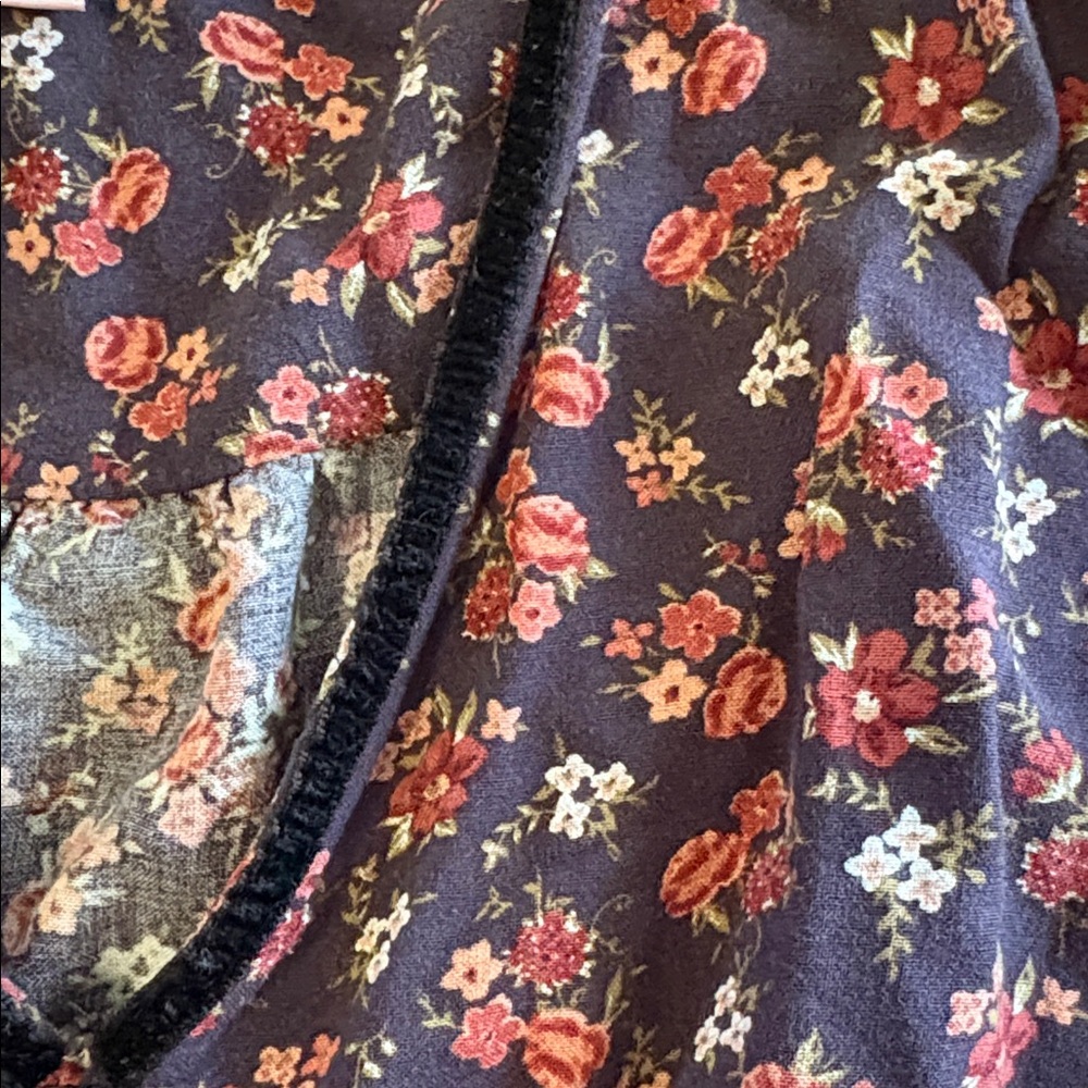 Band of Gypsies Red Floral Smocked Blouse - Picture 3 of 4